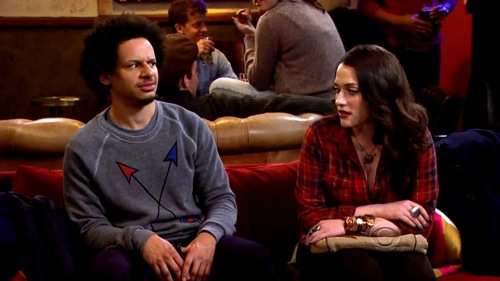 2-broke-girls-And the French Kiss-04