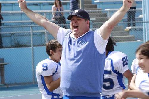 Modern-Family-The Big Game-21