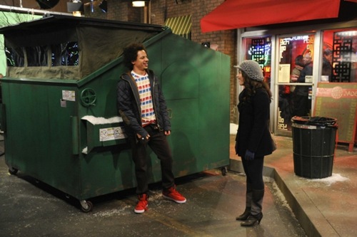 2-broke-girls-And the Dumpster Sex-04