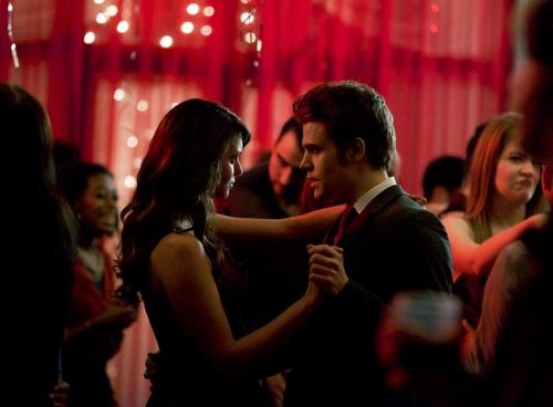 the-vampire-diaries-Total Eclipse of the Heart-04