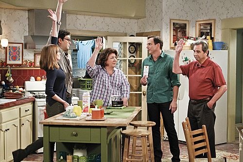 The-Millers-Season-1-Episode-17-Plus-One-2