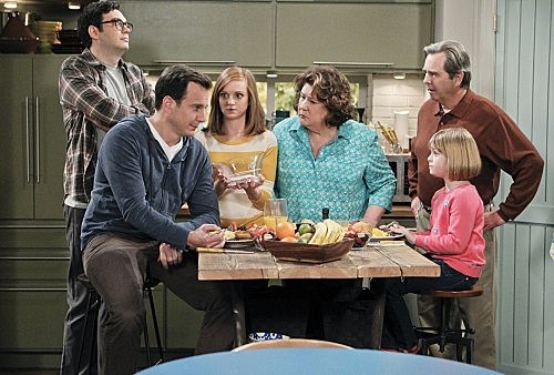 The-Millers-Season-1-Episode-17-Plus-One-3
