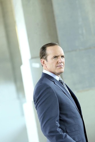 agents-of-shield-new-cast-photos-04