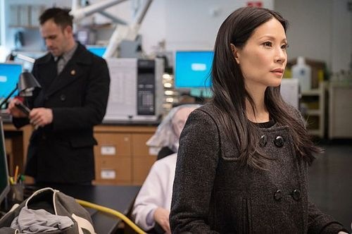 Elementary-The Hound of the Cancer Cells-16
