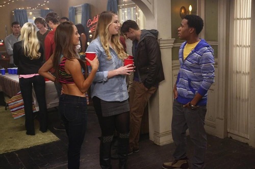 Suburgatory-Im Just Not That Into Me-04
