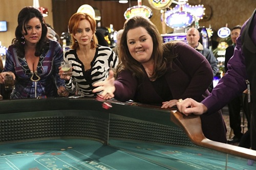 mike-and-molly-The Dice Lady Cometh-05