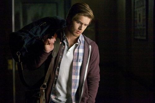 the-vampire-diaries-While You Were Sleeping-02