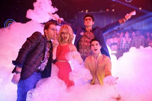 Glee-New Directions-07