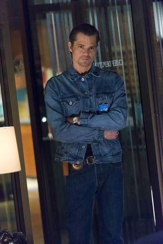 Justified-Weight-03