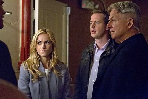 NCIS-Rock And A Hard Place-01