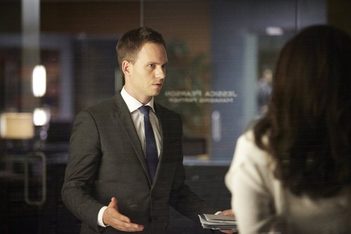 suits-Moot Point-05