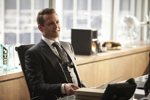 suits-Moot Point-08