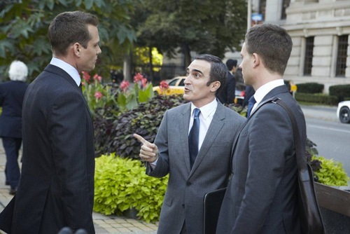suits-Moot Point-09