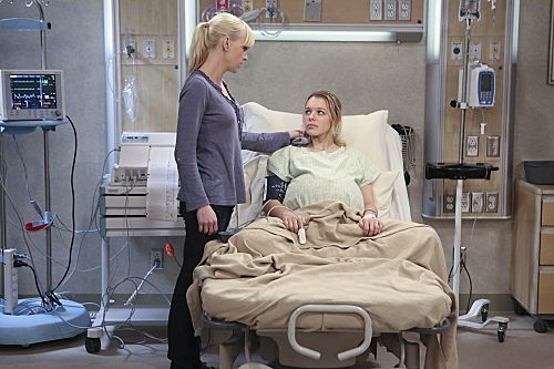 Mom-Season-1-Episode-22-Smokey-Taylor-and-a-Deathbed-Confession-6