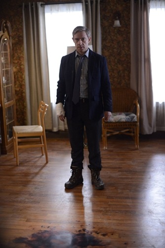 FARGO "Who Shaves the Barber?" -- Episode 107 -- Airs Tuesday, May 27, 10:00 pm e/p) -- Pictured: Martin Freeman as Lester Nygaard -- CR: Chris Large/FX 
