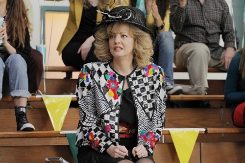 The_Goldbergs_Sweater Party_06