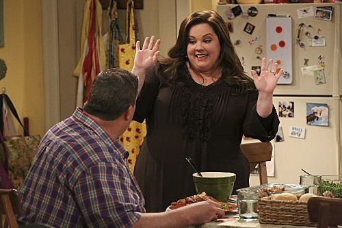 Mike-Molly-Season-4-Finale-2014-Eight-Is-Enough-4