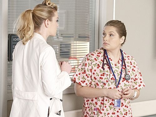 Nurse-Jackie-Season-6-Episode-7-Rat-on-a-Cheeto-4