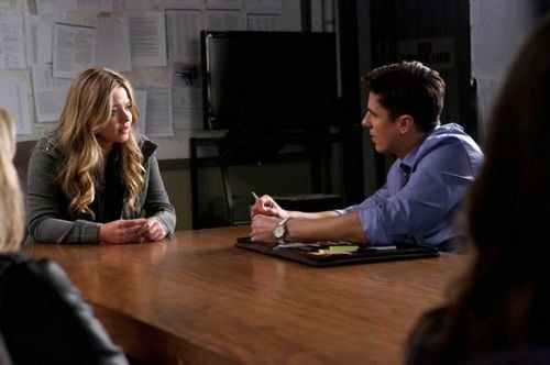Pretty_Little_Liars_Whirly Girlie_11