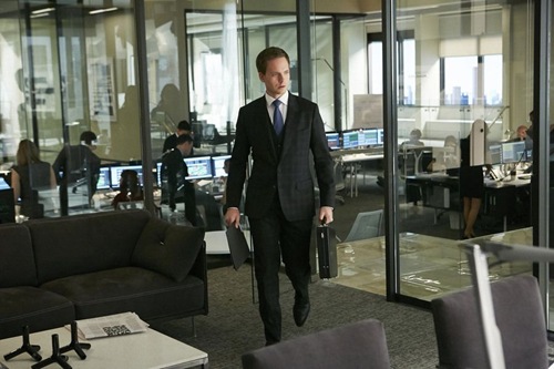 Suits_One-two-three Go_04