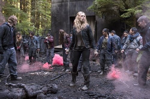 The_100_We Are Grounders Part 2_19
