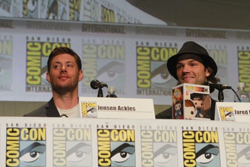 Supernatural-Cast-Comic-Con-San-Diego-2014-4