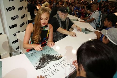 Game-Of-Thrones-Cast-San-Diego-Comic-Con-2014-17