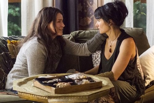 witches_of_east_end_2x01_02