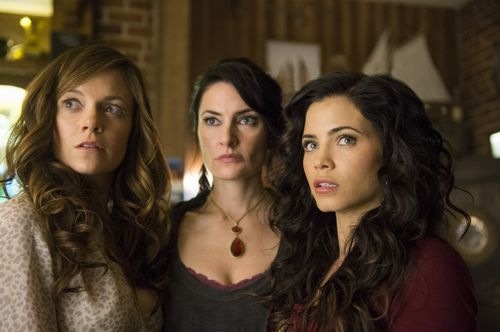 witches_of_east_end_2x01_09
