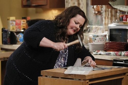 Mike_and_Molly_S05E02