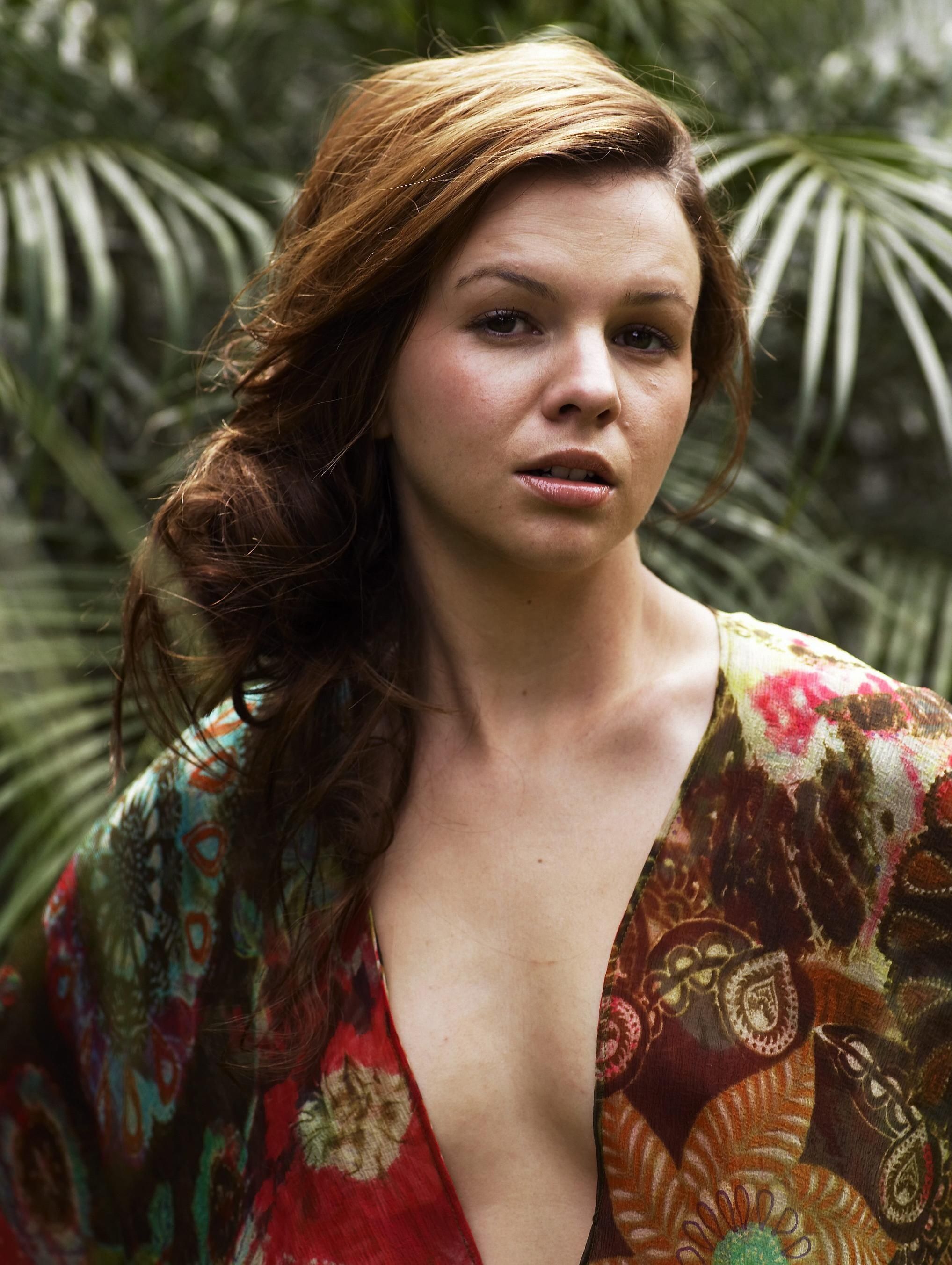 Hot TV Babe Of The Week.Amber Tamblyn.