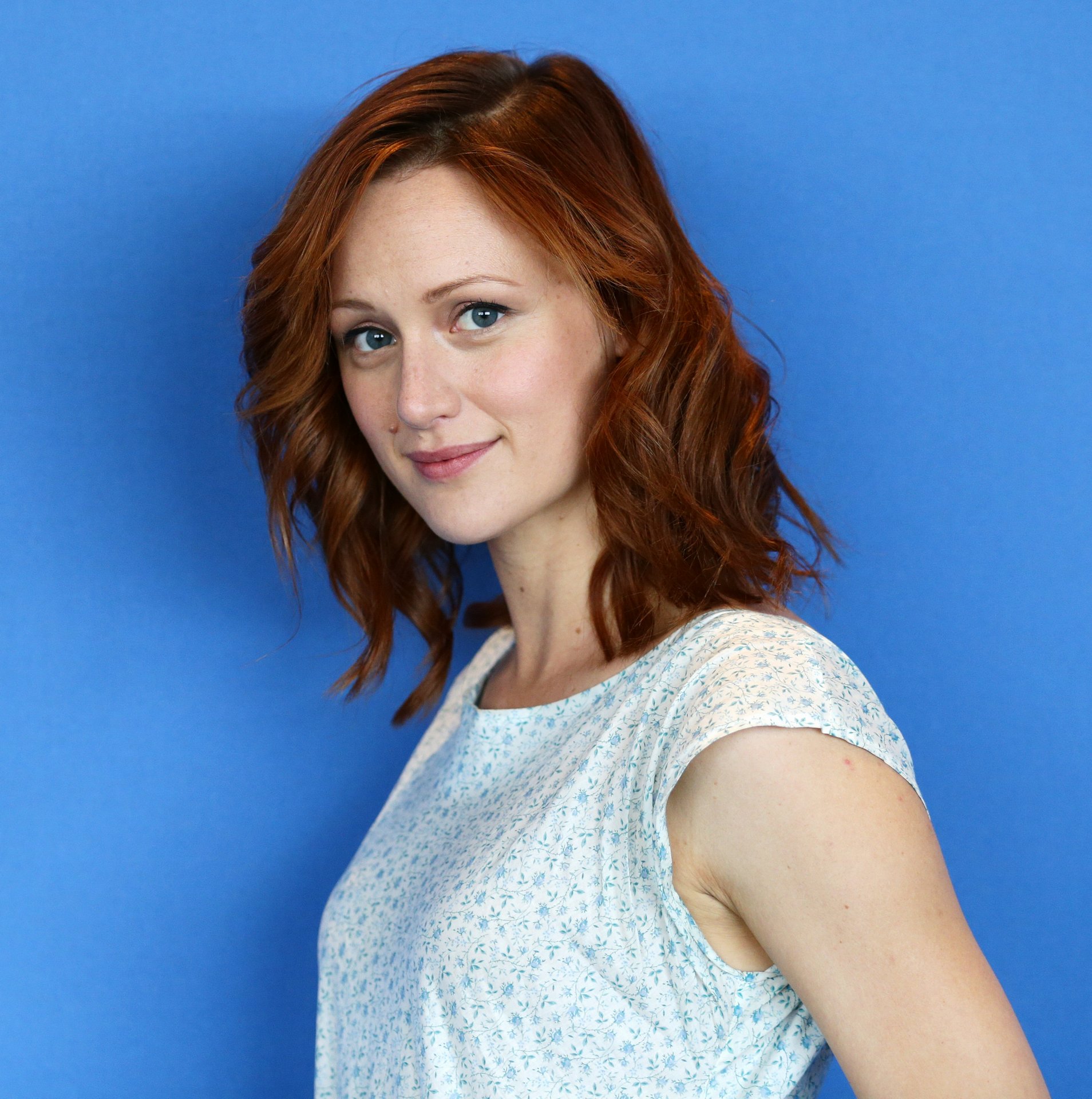 Hot TV Babe Of The Week.Kerry Bishé.
